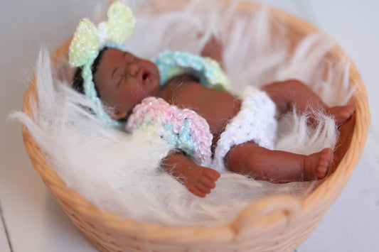 Custom Mini Sweater Set for 2.5” Dolls