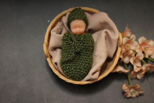 Custom Mini Bunting Set for 2.5” dolls