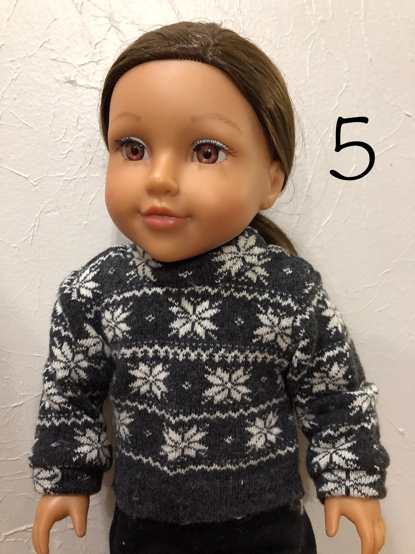 Doll pullover